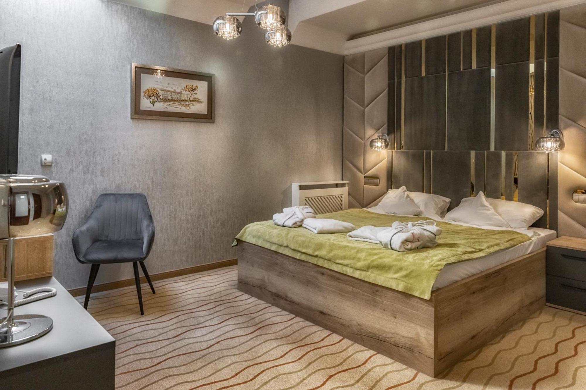 Hotel Malinowy Dwor Medical