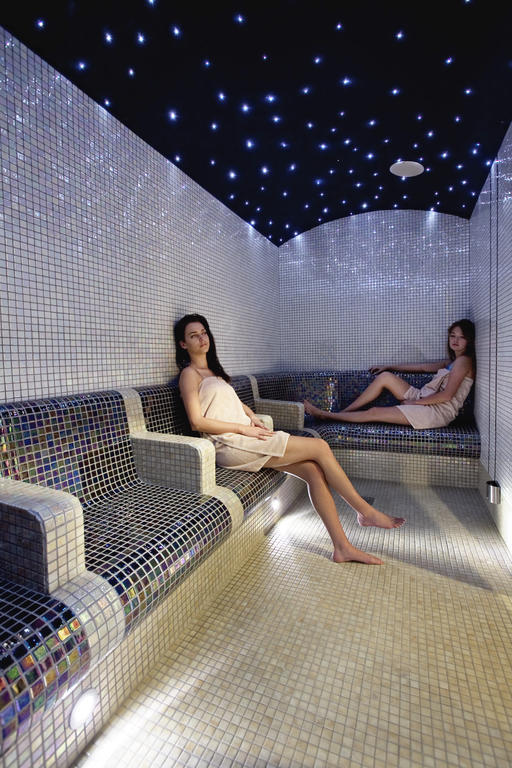 Hotel Malinowy Dwor Medical 4*